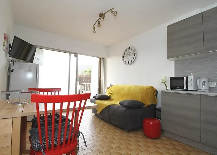 Spacieux T2 Renove Proche Etang De Thau, Climatise, Terrasse, Parking, Wifi A 800m Des Thermes - Fr-1-553-207